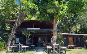 Sunny'S